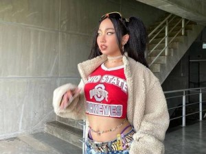 泰国女 rapper 最新单曲XXXX，融合中泰元素，节奏感十足