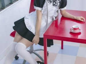 白丝美女胸黄18禁X视频免费 白丝美女胸黄 18 禁 X 视频免费：无尽的诱惑与探索